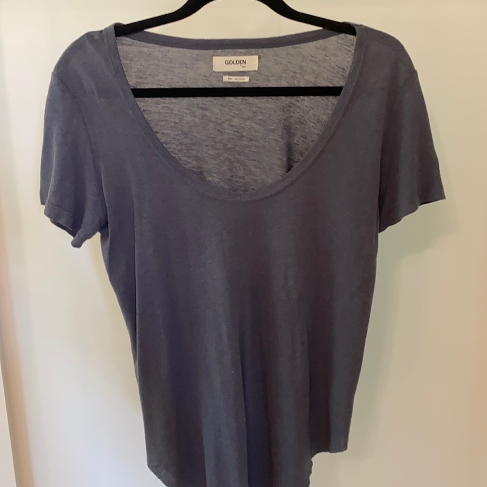 Aritzia Golden by TNA short sleeve T-shirt